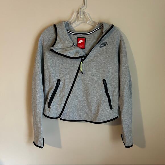 Nike Tech Gray Asymmetrical Zipper Butterfly Back Cropped Hoodie Size Small - Picture 1 of 12